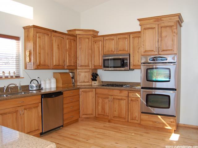 235 S 850 W, Loa, UT 84747 — photo 6