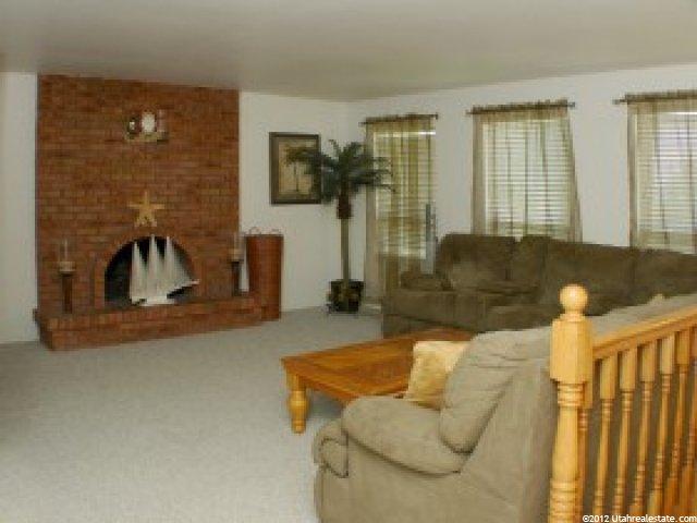 330 E 750 S, Farmington, UT 84025 — photo 2