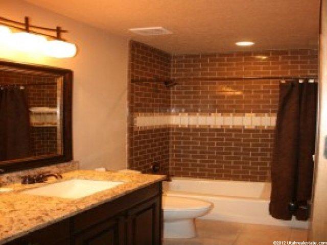 1237 Hailstone Dr, Jordanelle, UT 84032 — photo 11