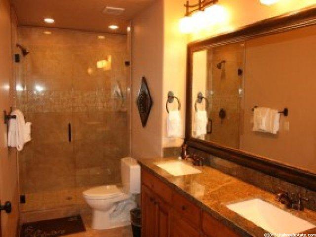 1237 Hailstone Dr, Jordanelle, UT 84032 — photo 5