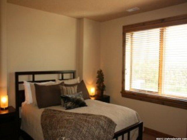 1237 Hailstone Dr, Jordanelle, UT 84032 — photo 8