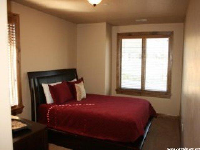 1237 Hailstone Dr, Jordanelle, UT 84032 — photo 9