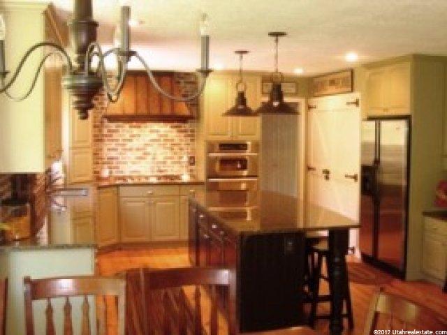 10033 S Stone Mountain Cv E, Sandy, UT 84092 — photo 3