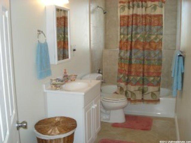 5467 S 3275 W, Roy, UT 84067 — photo 9