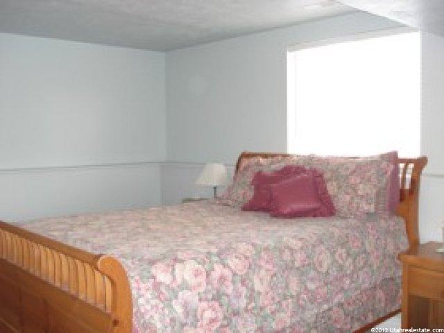 5467 S 3275 W, Roy, UT 84067 — photo 10
