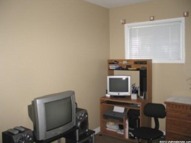 451 W 4675 S, Washington Terrace, UT 84405 — photo 8