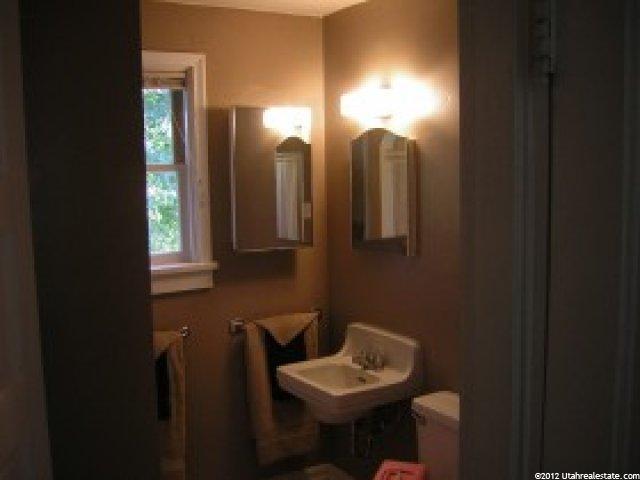 274 S 300 E, Hyrum, UT 84319 — photo 7