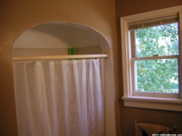 274 S 300 E, Hyrum, UT 84319 — photo 8