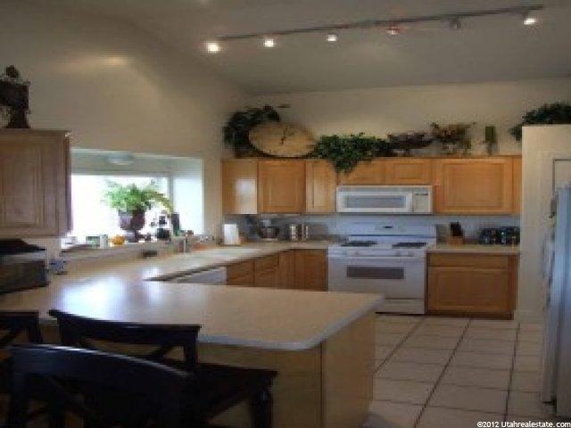 1132 E 2500 N, Layton, UT 84040 — photo 3