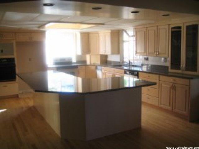 2102 E Dimple Dell Rd, Sandy, UT 84092 — photo 12