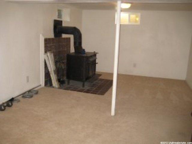 77 E Diamond St, Layton, UT 84041 — photo 9