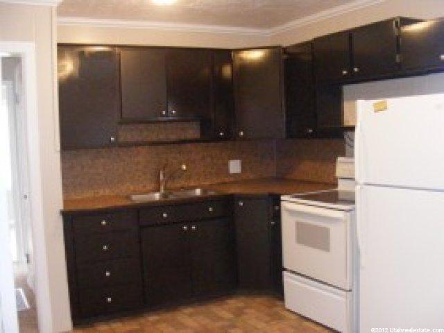 902 E 1000 S, Clearfield, UT 84015 — photo 3