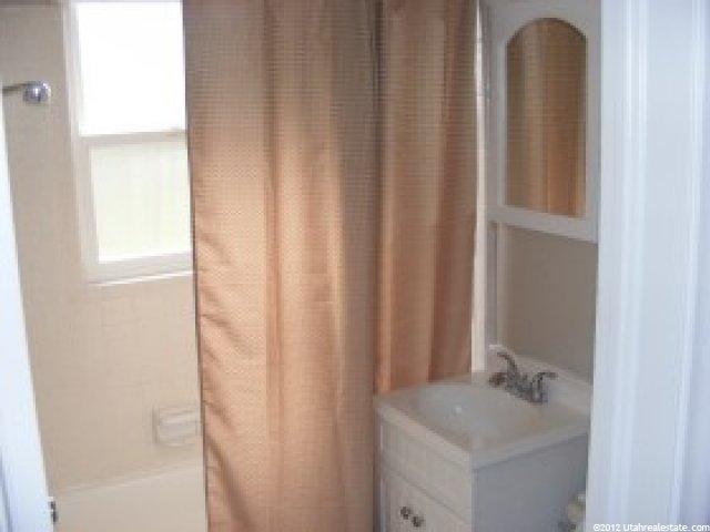 902 E 1000 S, Clearfield, UT 84015 — photo 5