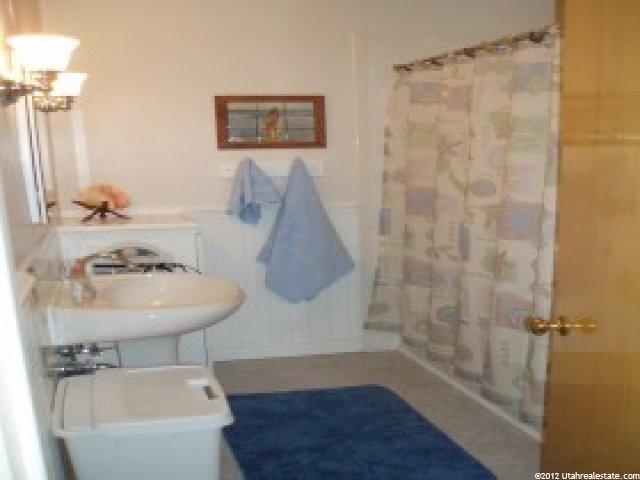 77 E 100 N, Clearfield, UT 84015 — photo 10