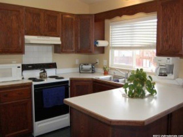181 W 2050 S, Clearfield, UT 84015 — photo 3