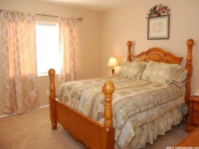 181 W 2050 S, Clearfield, UT 84015 — photo 5