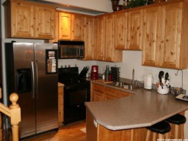 1643 N Pages Place Dr, Bountiful, UT 84010 — photo 2