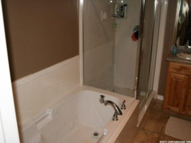 1643 N Pages Place Dr, Bountiful, UT 84010 — photo 8