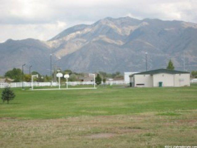 3195 S 2985 W, West Haven, UT 84401 — photo 3