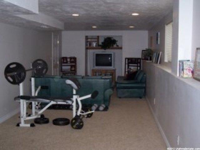 10292 S 2375 E, Sandy, UT 84092 — photo 11