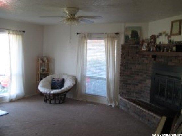 202 E Diamond St, Layton, UT 84041 — photo 2