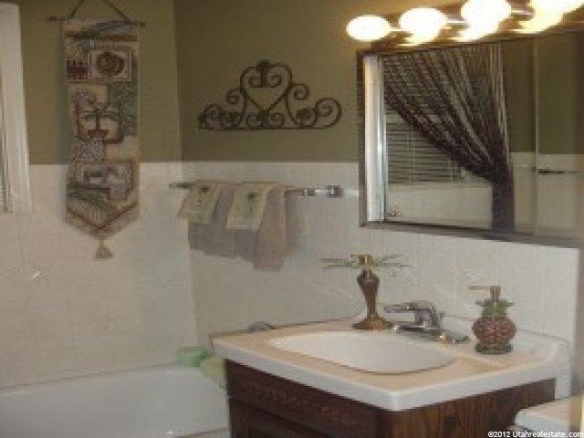 5904 S Belview Ave E, Murray, UT 84107 — photo 8