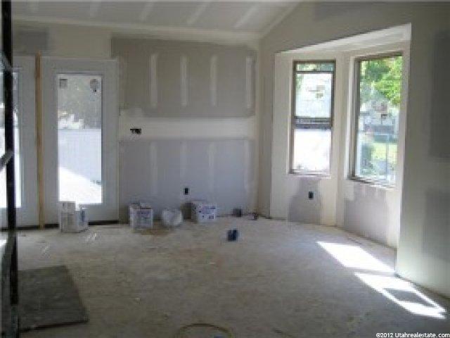719 W 4350 S, Riverdale, UT 84405 — photo 2