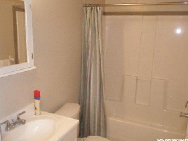 596 E Canyon View Dr, Ogden, UT 84404 — photo 9