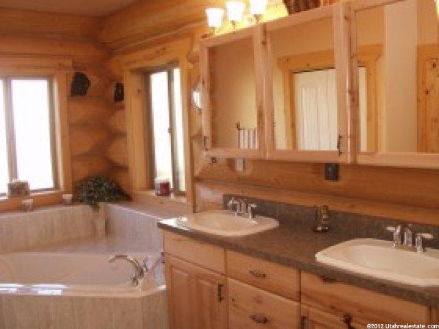 4751 E 3900 N, Eden, UT 84310 — photo 8
