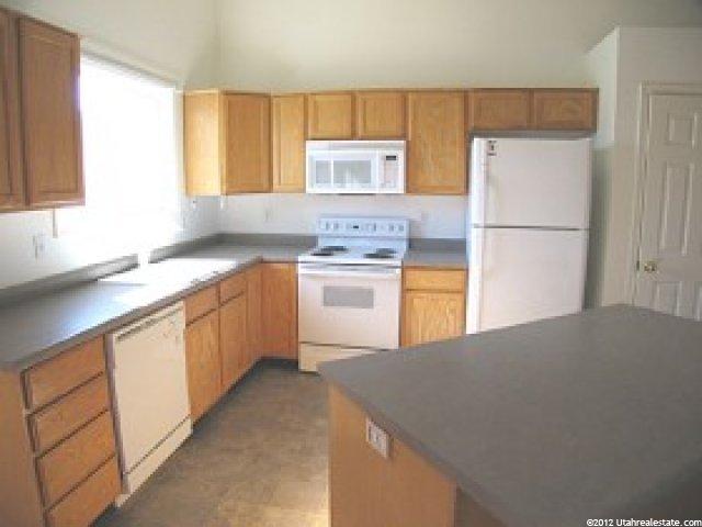 1066 N 3350 W, Layton, UT 84041 — photo 3