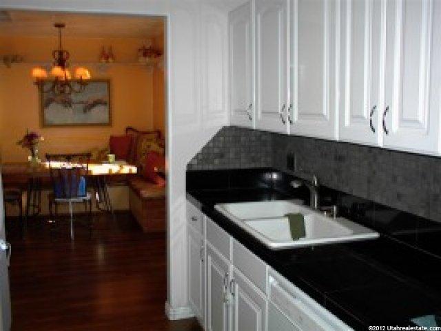 142 W Lomond View Dr, North Ogden, UT 84414 — photo 4