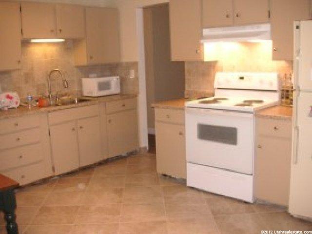 1390 Canyon Dr, South Weber, UT 84405 — photo 2
