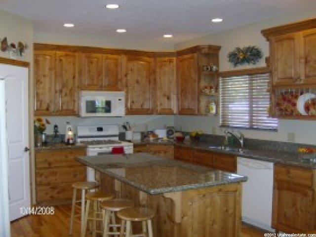 298 S 800 E, Bountiful, UT 84010 — photo 2