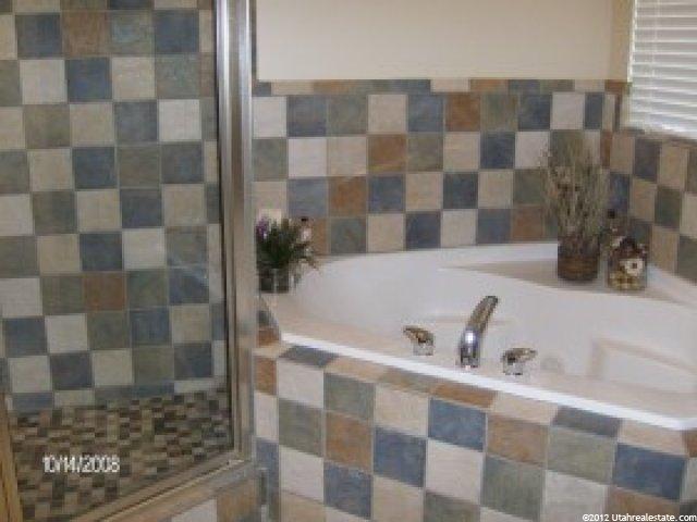 298 S 800 E, Bountiful, UT 84010 — photo 4