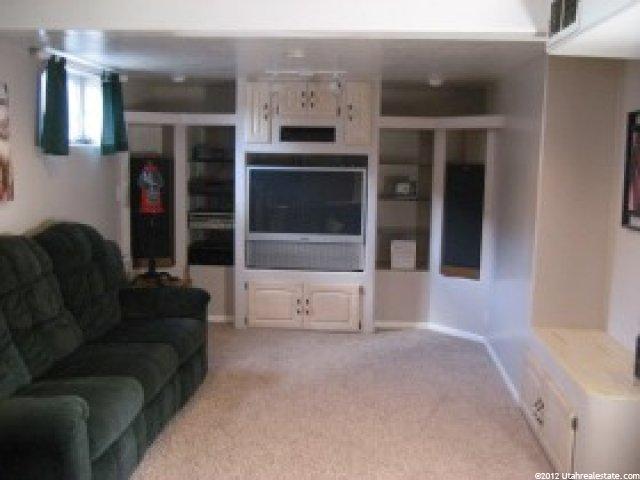 394 E Center St, Bountiful, UT 84010 — photo 6