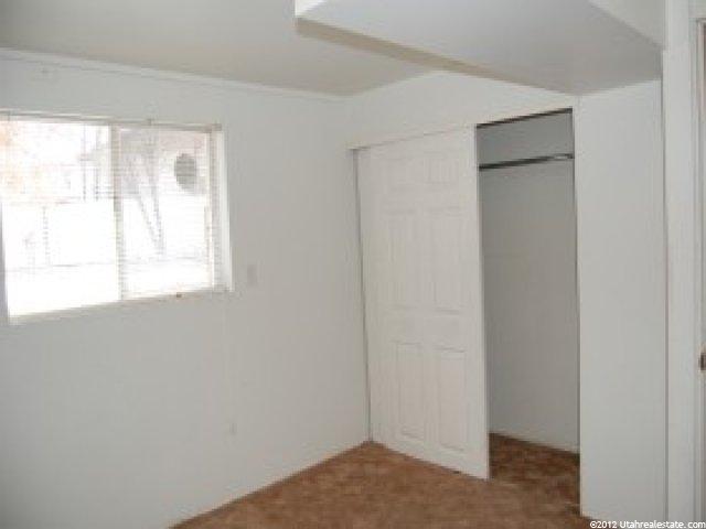 569 S 600 E, Layton, UT 84041 — photo 12