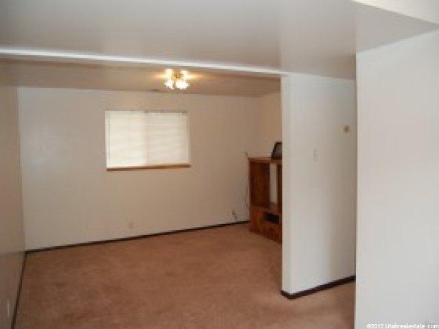 569 S 600 E, Layton, UT 84041 — photo 6