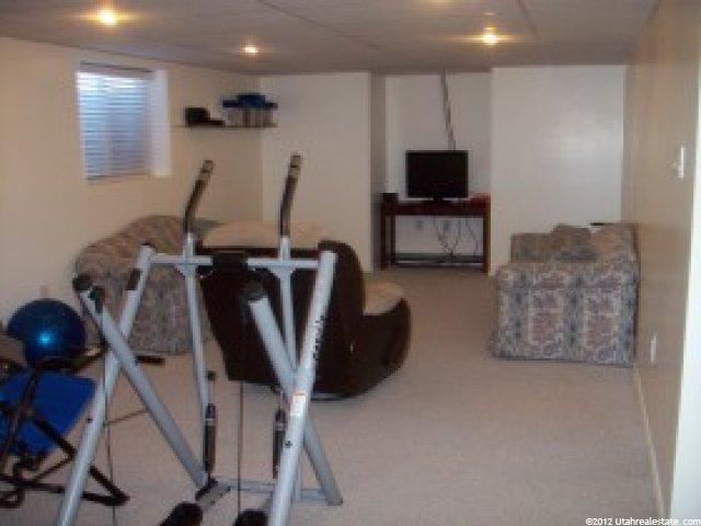 1050 E Oakridge Cir S, Sandy, UT 84094 — photo 7