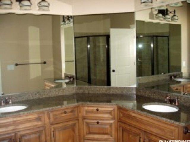 2406 W 975 N, Layton, UT 84041 — photo 5