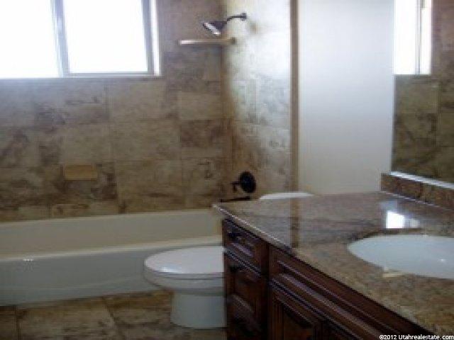 2406 W 975 N, Layton, UT 84041 — photo 7