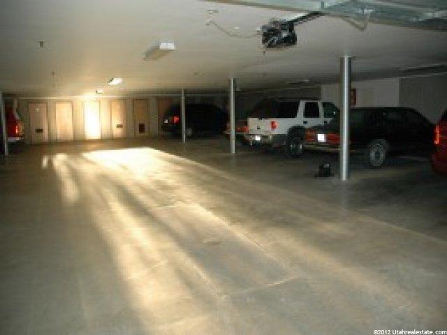 255 E Temple Ave Dr #5, Logan, UT 84321 — photo 3