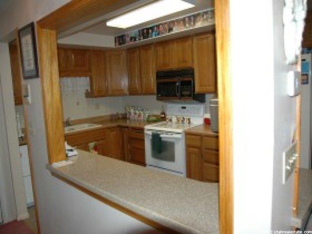 255 E Temple Ave Dr #5, Logan, UT 84321 — photo 5
