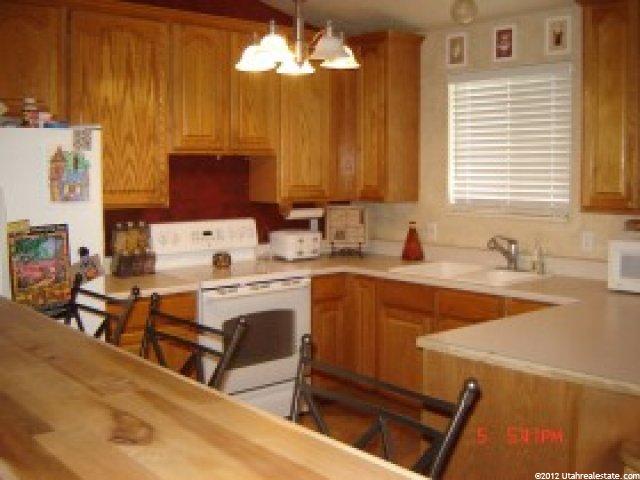 4128 Lily Dr, Roy, UT 84067 — photo 9