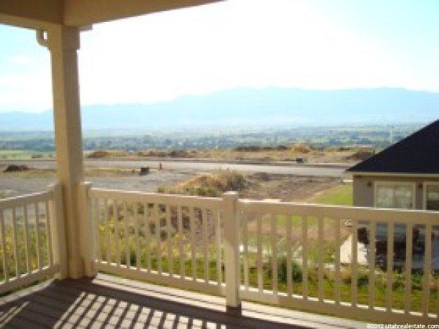 1211 S Grandview Dr E, Providence, UT 84332 — photo 2