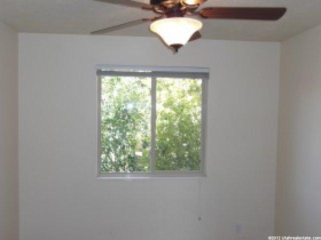 135 E 820 S, Centerville, UT 84014 — photo 8