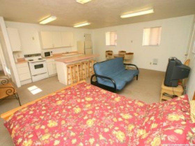 242 S 100 E, St. George, UT 84770 — photo 4