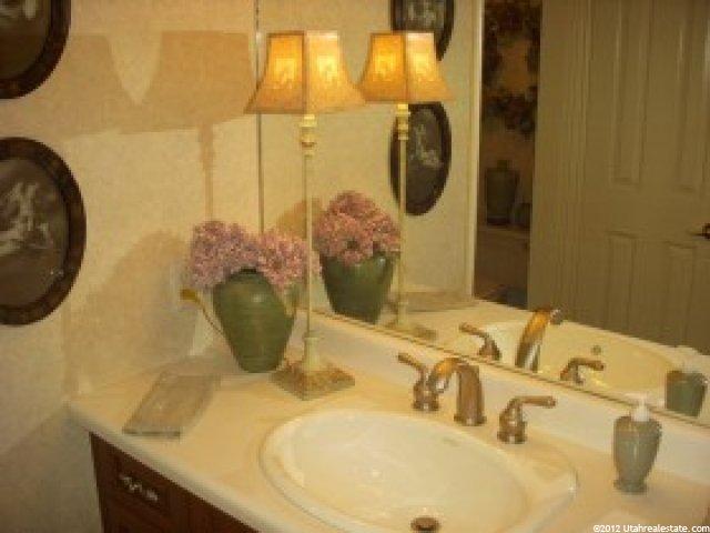 4852 S 850 E, South Ogden, UT 84403 — photo 10