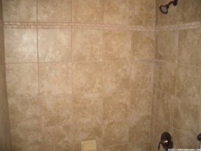 4050 Mountainbrook Way, Mountain Green, UT 84050 — photo 12