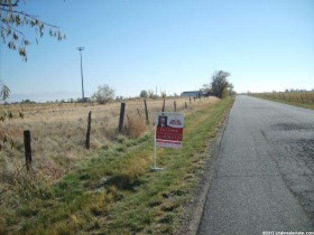 2400 W 2700 S, Syracuse, UT 84075 — photo 2