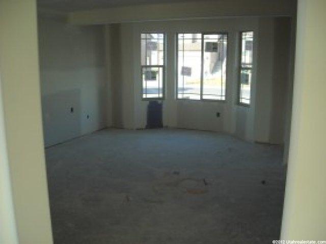 847 W 2150 N, Pleasant View, UT 84414 — photo 5